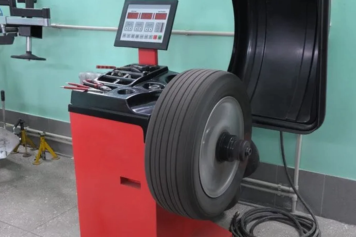 Tire Repair vs Tire Replacement – Which is For Me?